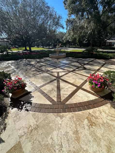 Driveway & Sidewalk Washing image